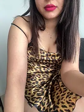 [20 Feb 16:55] Public Show - clip cu wafaaca model videochat