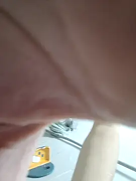 Public Show - วิดีโอโดย BotDamBigAss โมเดลแคม