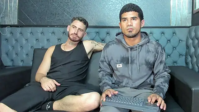 [18 Aug 14:37] Private Show – video modela na kameri Latins_on_fire