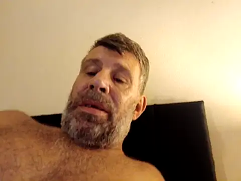 [30 Jul 22:31] Private show me playing with my toy - video van stud2512 cam-model