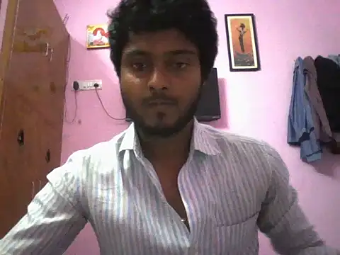 See my naked and spread ass hole with middle finger
