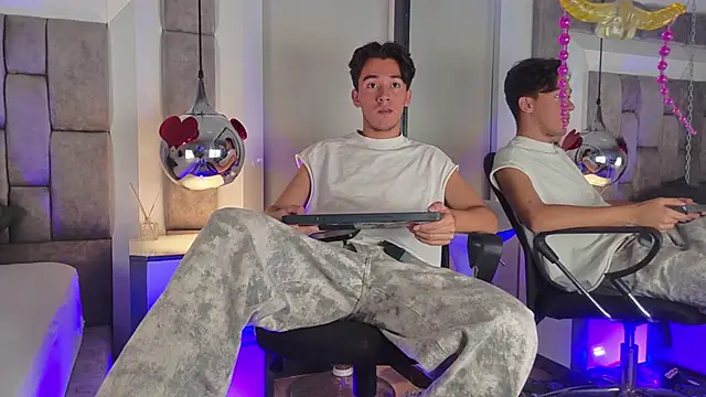 Private Show - video oleh Austin_Reedss kamera model