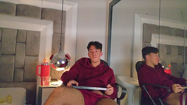 [16 Apr 14:13] Private Show