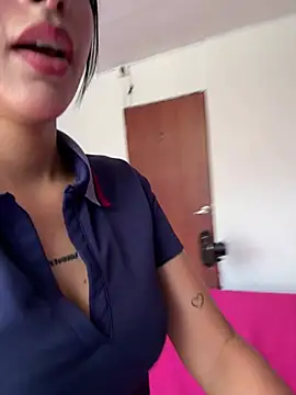 mi segundo pvt 👿 - video by kitty_rousse01 cam model