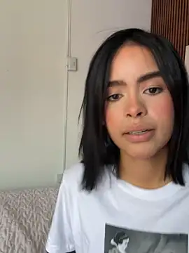 boobs - video by kitty_rousse01 cam model