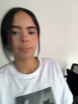 Open ass 👿👿 - video by kitty_rousse01 cam model