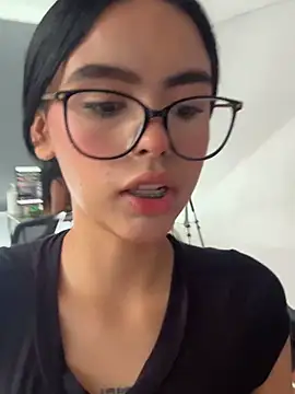 boobs - video by kitty_rousse01 cam model