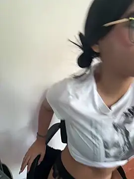 😥 - video by kitty_rousse01 cam model