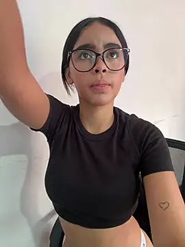 open pussy 👿👿 - video by kitty_rousse01 cam model