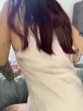 SHOW ASS AND PUSSY