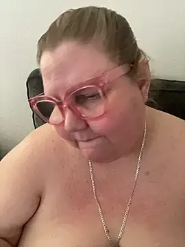 Private Dildo Blow Job 4 - video by TheMotherPearl cam model