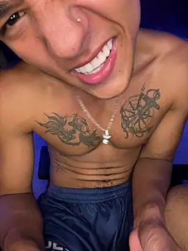 [12 Apr 18:17] Private Show