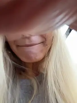 💦💦💦SQUIRT IN TRAM 💦💦💦