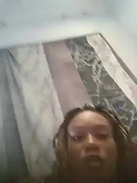 [28 Feb 23:16] Spy Show - blowjobfreakxx adlı kamera modelinin videosu