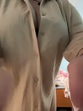 Play with my little pussy - วิดีโอโดย I_amArquette โมเดลแคม