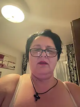 Play with my little pussy - วิดีโอโดย I_amArquette โมเดลแคม