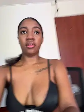 fuck dildo - video by Emi_rousse cam model