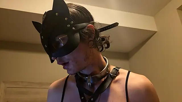 [9 Jun 01:27] Public Show– KinkyKittyBoy kameramodell videója