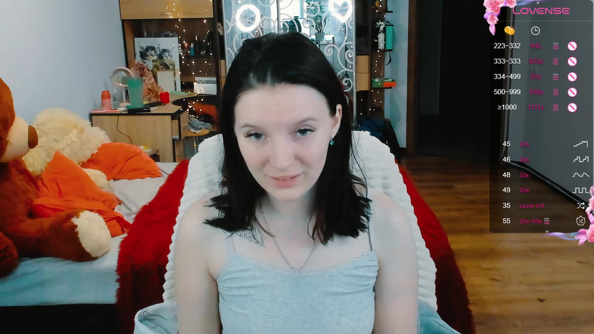 ride a dick in a chair - video by Mary_Blu cam model