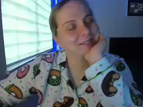 [1 Apr 16:17] Private Show - vídeo de la modelo de cam callme_iva