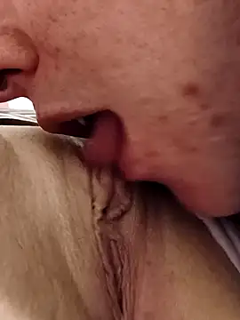 Tuna time - video di luckilyfound3 modella di cam