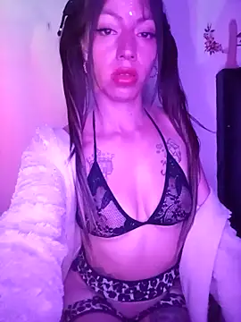 [14 Apr 21:19] Public Show - vídeo de la modelo de cam sophieramirez