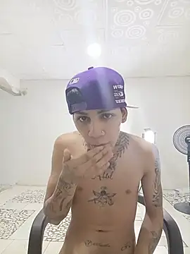 Angel's delicious explosive cum - فيديو من 3hornys-straights موديل الكام