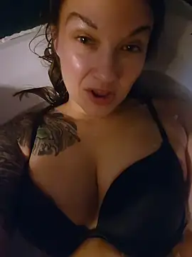 EPIC FAIL - vibrator malfunctions, goes insane!