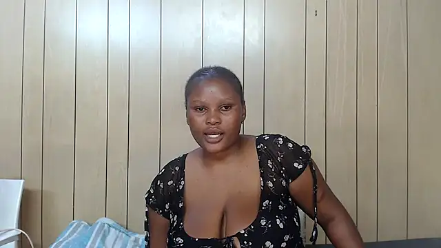 [25 Mar 18:50] Private Show - video by BootyDarkEbony cam model