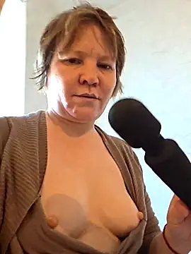 Show pussy ,dildo, - clip cu _LOLA-LOLA_ model videochat