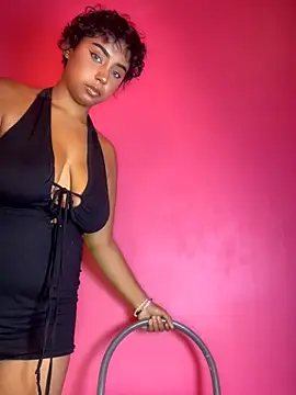 RIDE DILDO - video di SamaraDesire modella di cam