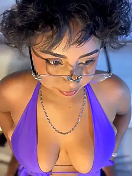 DILDO INSIDE - video di SamaraDesire modella di cam