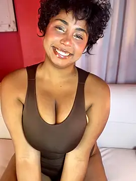 VIBRATOR INSIDE - video di SamaraDesire modella di cam