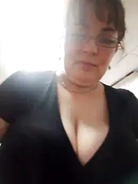 [14 Sep 10:43] Private Show - video by KindaKinda cam model