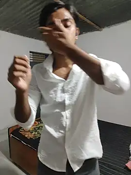 Striptease 😜－カメラキャストのMaster_069の動画