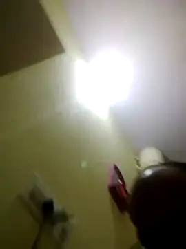 [18 Mar 06:49] Public Show - Vídeo de horny_techie, modelo de vídeos