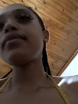 [9 Apr 05:31] Private Show - vídeo de la modelo de cam GoodinbedAfrican4