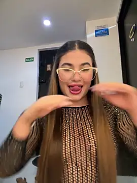 In my work ♥ - video oleh model kamera HAILYSTONE