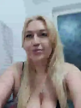 heiii – video modela na kameri LexaVelure