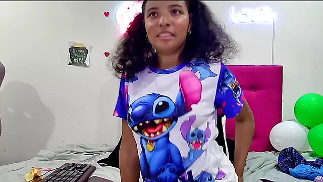 blowjob with saliva and my big ass - video av Ellie_Cute7 cam model