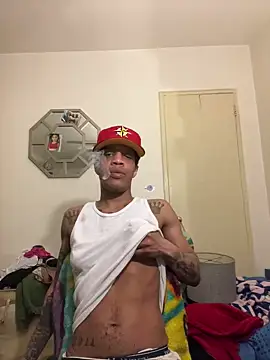 IM NEW HELP ME OUT - βίντεο μοντέλου PHAT_FTM_KLIT87