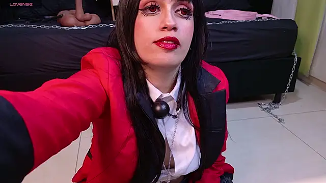 Show my red heels+fuck my wet pussy - Video von Cris_BDSM Cam-Model
