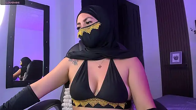 Horny fuck with dildo – video af Nailea__ cam-model