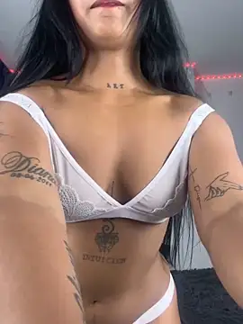 show oil - video by ElectraCurly cam model