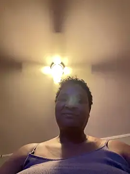 [1 Apr 20:58] Public Show - video by Sweetie8582 cam model