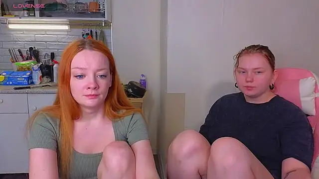 Ari and Nana show boobs and play pussy