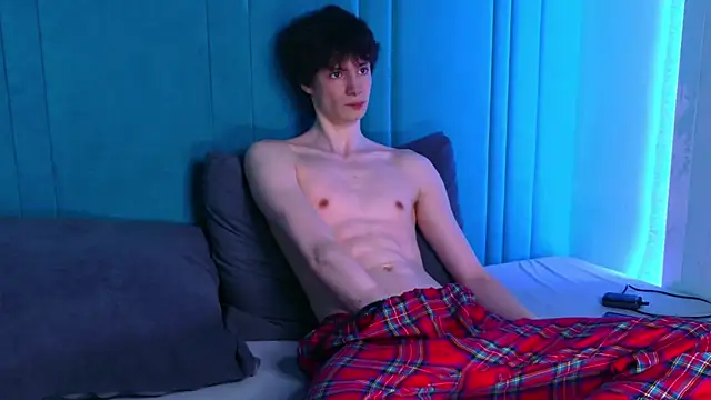 cum a lot - clip cu EdwardHogan model videochat