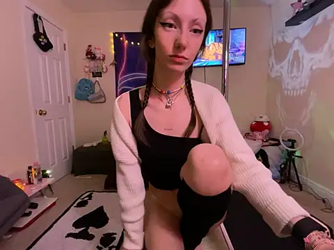 [4 May 00:58] Private Show