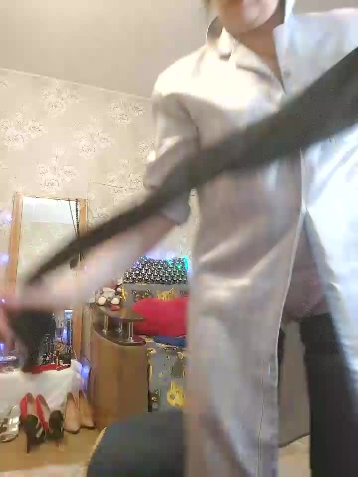 [23 Feb 19:18] Private Show  Black tights and heels - ক্যাম মডেল LaliaMia-এর ভিডিও