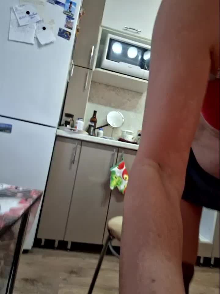 [9 Jul 19:12] Private Show Blowjob and dildo in pussy